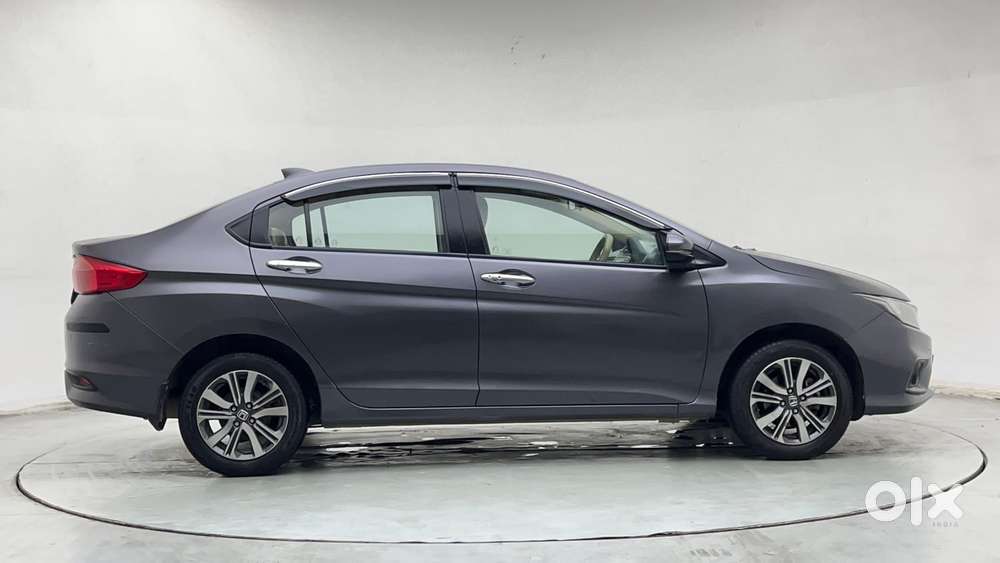 Honda City 1.5 V 4th Gen I-vtec Mt, 2022, Petrol