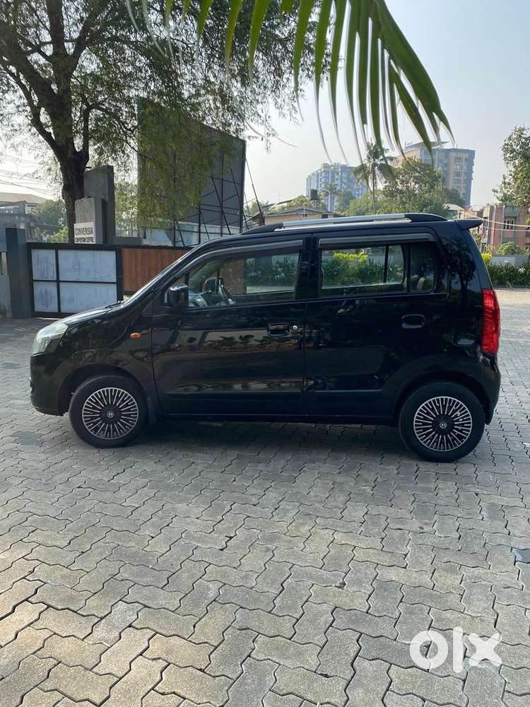 2011vxi Model New Papers Second Owner Good Condition