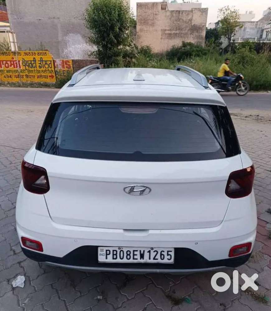 Hyundai Venue 1.2 S Plus, 2022, Petrol