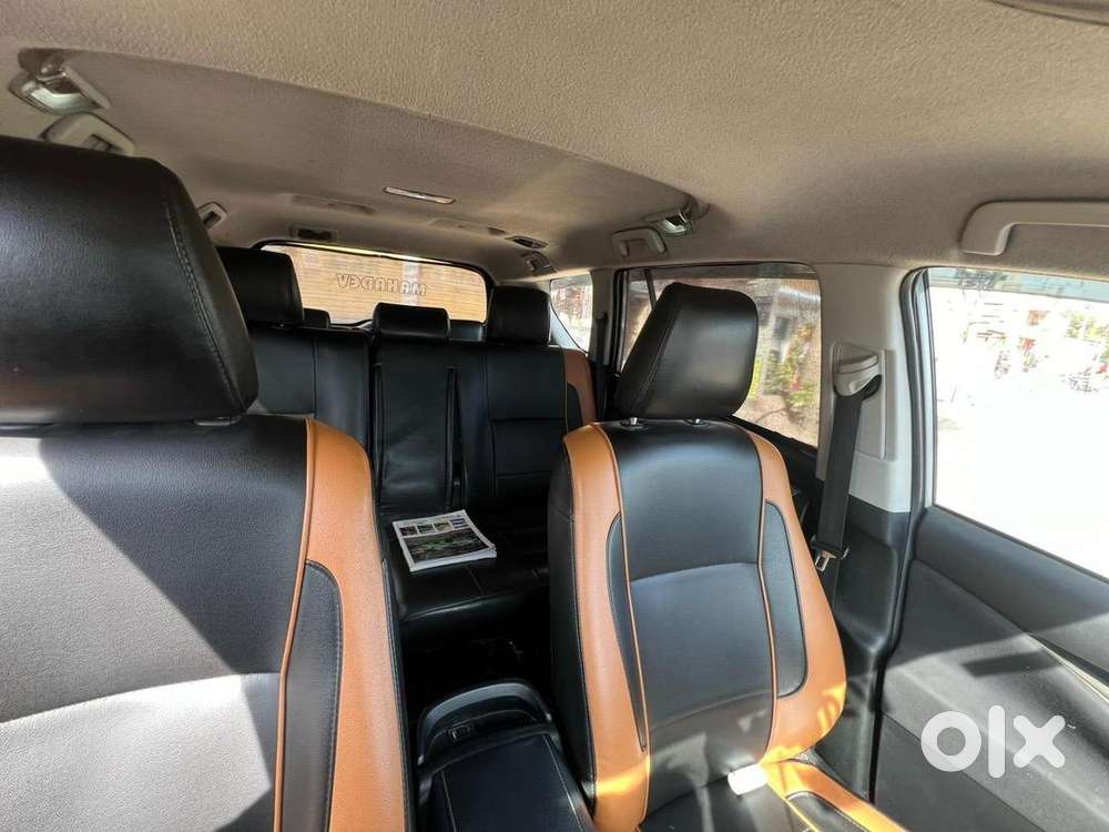 Toyota Innova Crysta 2017 Diesel 250000 Km Driven