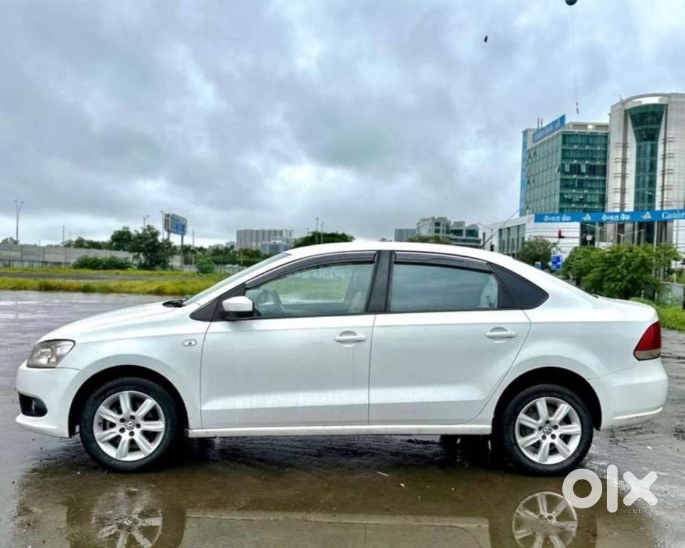 Volkswagen Vento 2012 Diesel Highline 83000 Km Driven