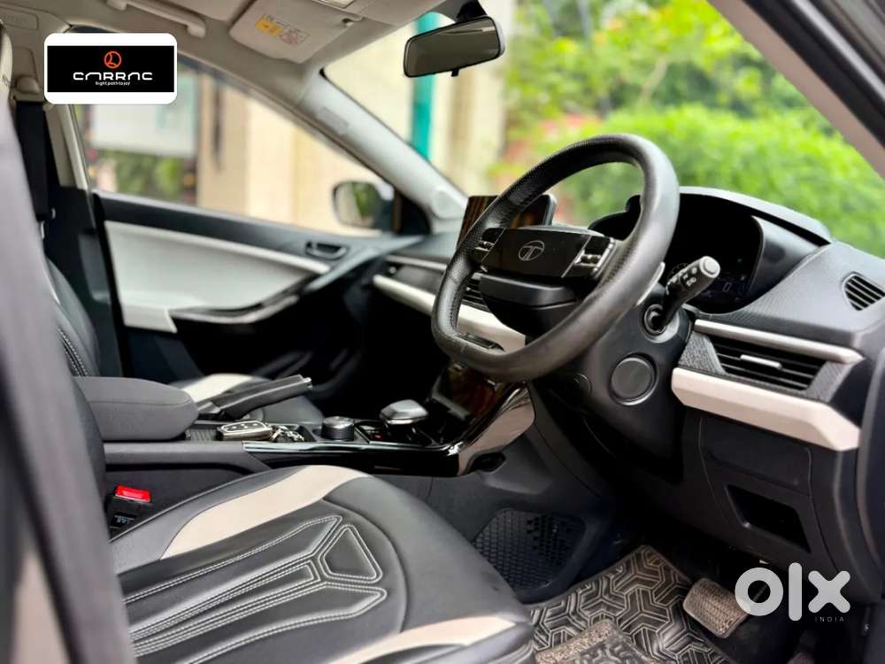 Tata Nexon, 2025, Petrol