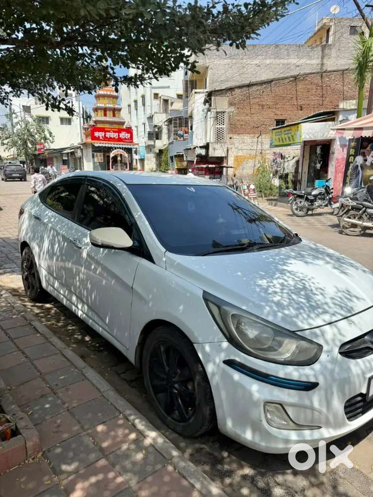 Hyundai Verna Crdi S 2013 Diesel Manual