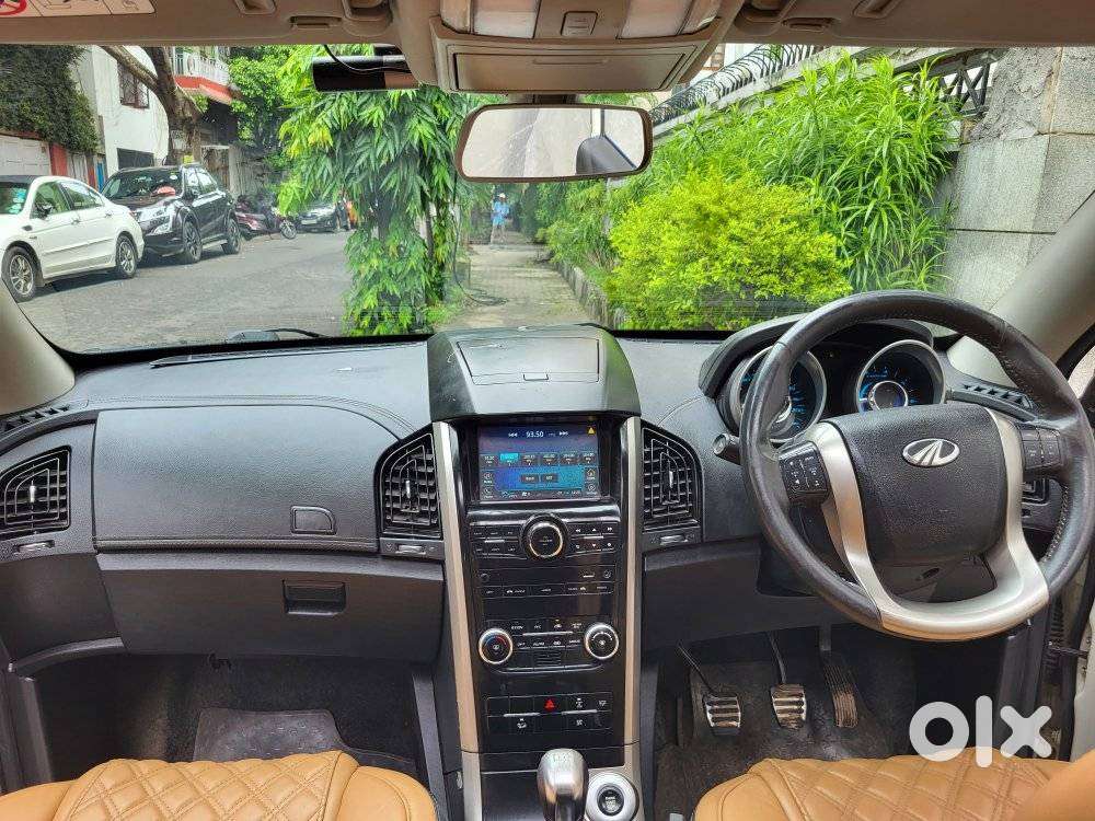 Mahindra Xuv500 W11 Option, 2021, Petrol