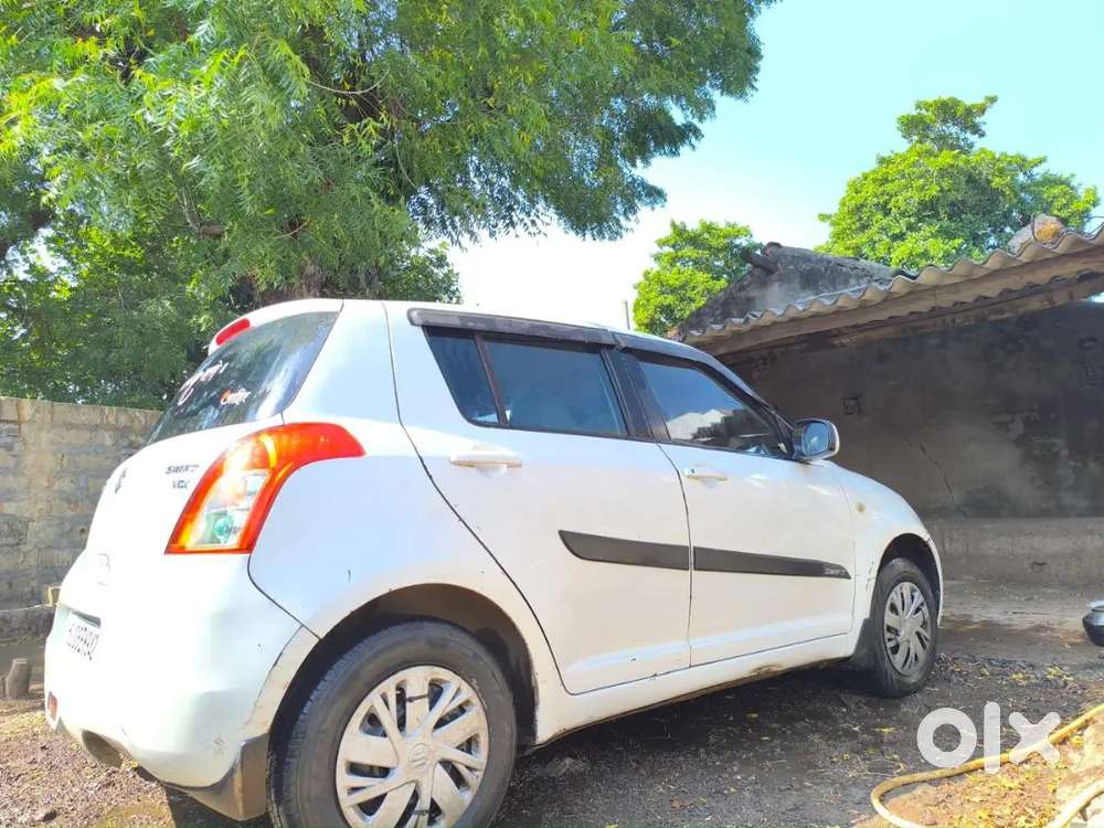 Maruti Suzuki Swift 2011 Diesel 120000 Km Driven