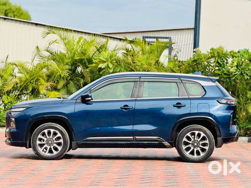 Maruti Suzuki Grand Vitara 1.5 Alpha Smart Hybrid At, 2023, Petrol