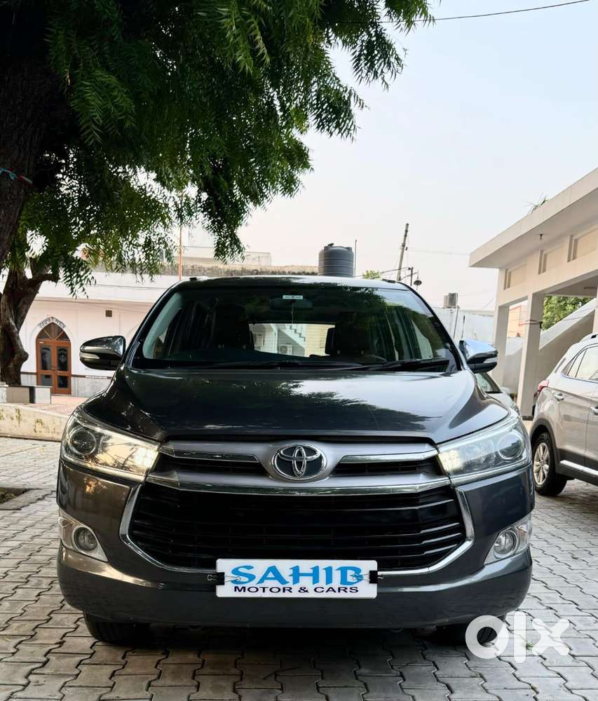 Toyota Innova Crysta 2.8z Automatic, 2017, Diesel