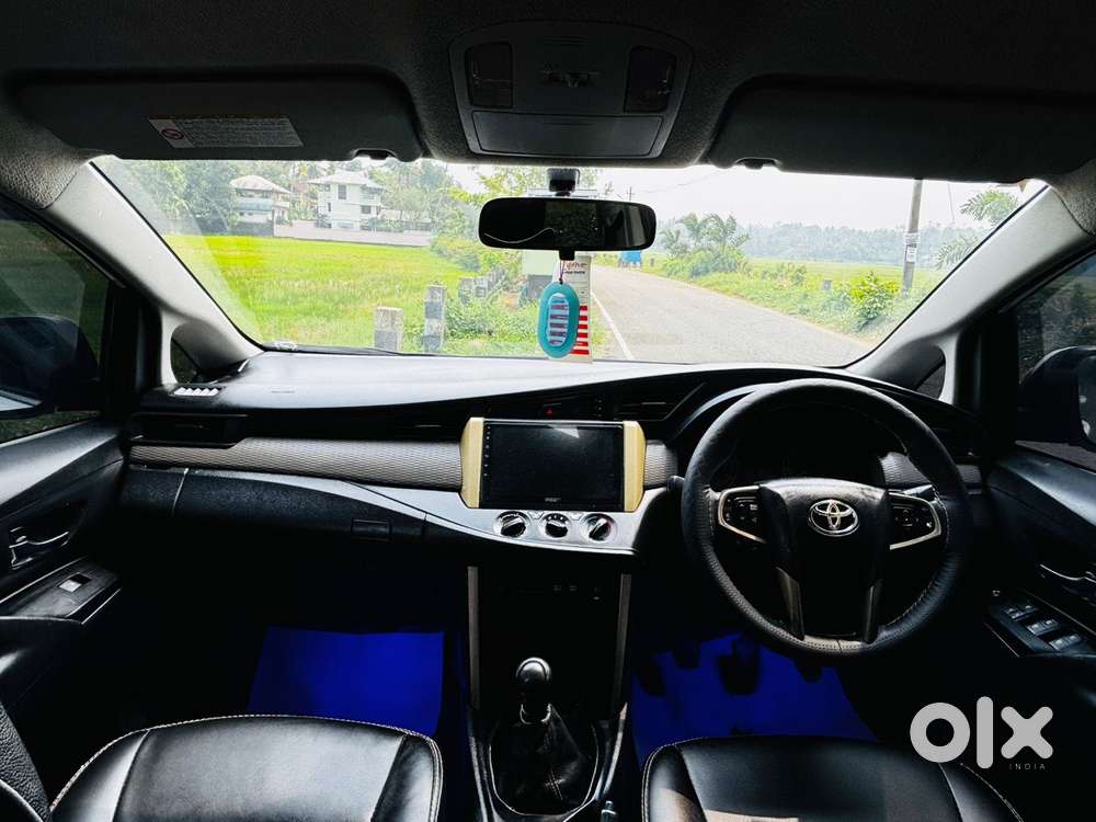 Toyota Innova Crysta 2.4 G Mt 8s, 2017, Diesel
