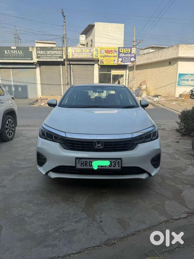 Honda City 2023 Petrol Automatic With Sunroof