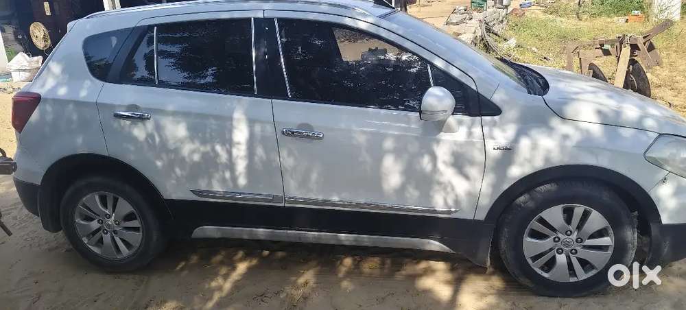 Maruti Suzuki S-cross 1.6 Alpha 2016