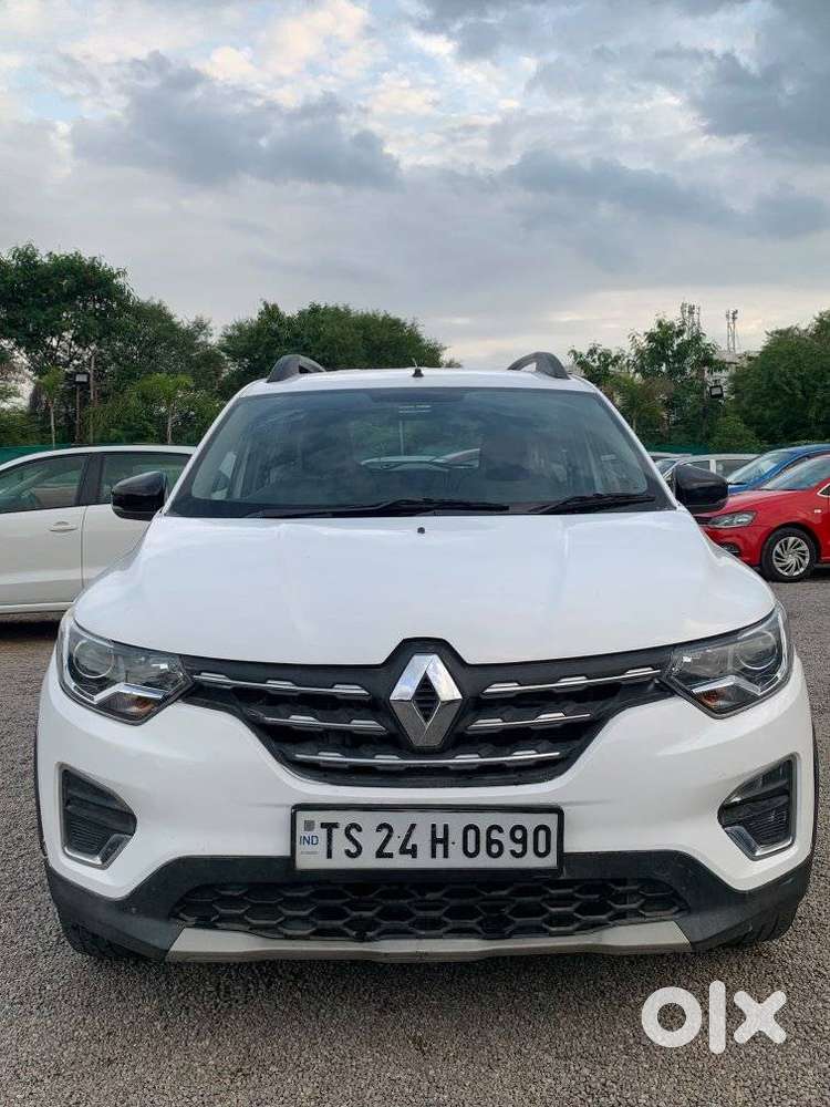 Renault Triber Rxz, 2022, Petrol