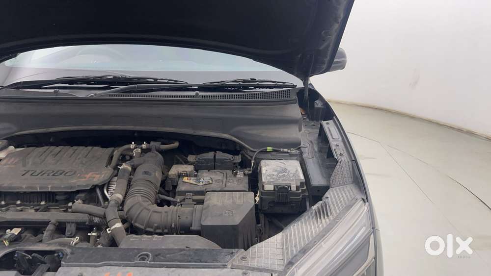 Hyundai Alcazar Signature (o) 6 Str 1.5 Petrol Dct, 2023, Petrol