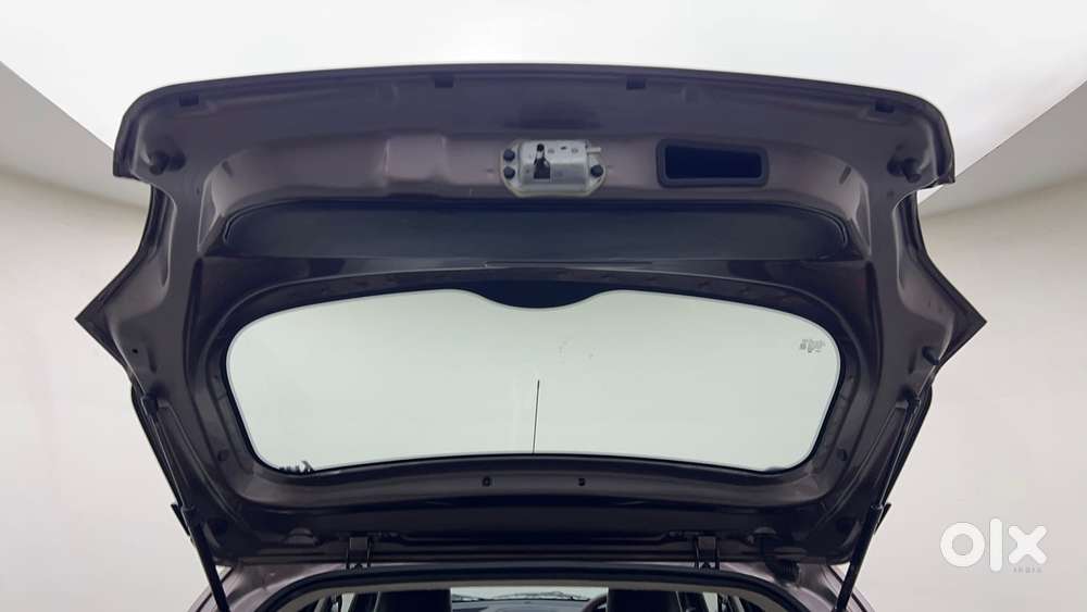 Tata Tiago 1.2 Revotron Xt, 2017, Petrol