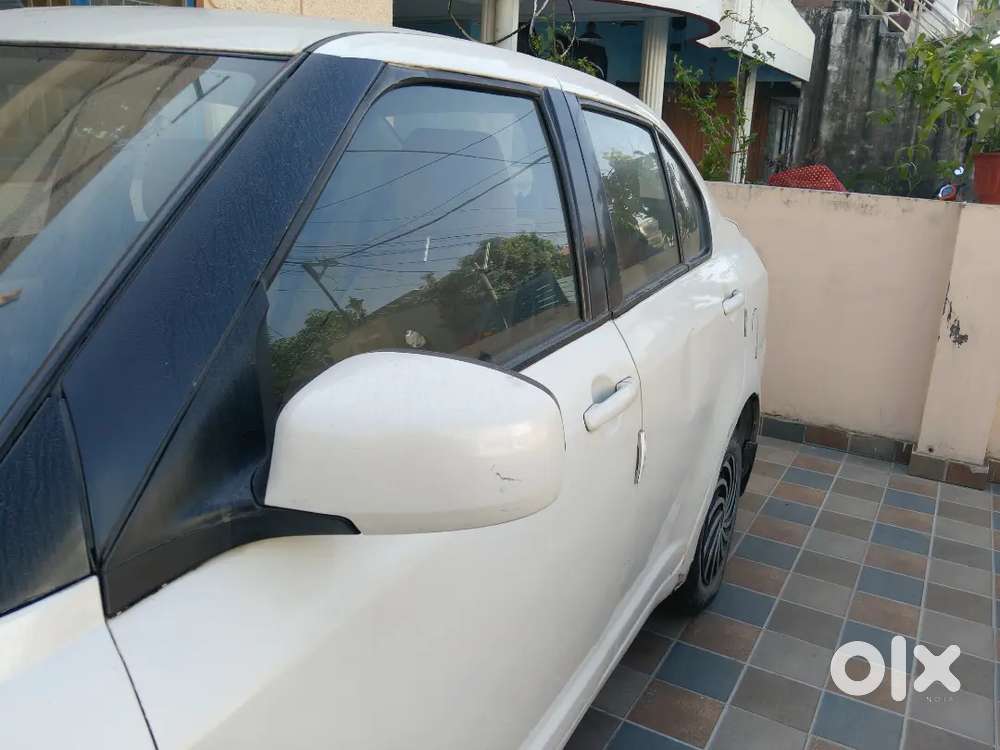 Maruti Suzuki Dzire 2011