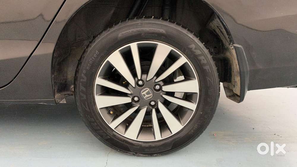 Honda City 1.5 V Mt, 2023, Petrol