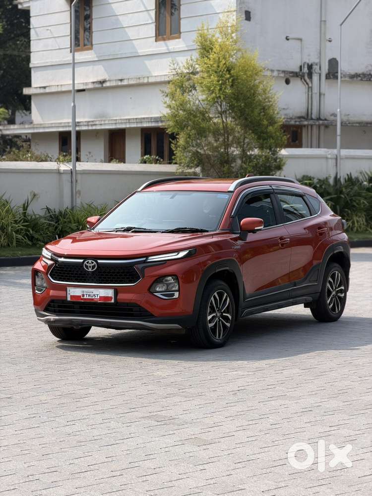 Toyota Urban Cruiser Taisor V 1.0 Petrol Mt, 2024, Petrol