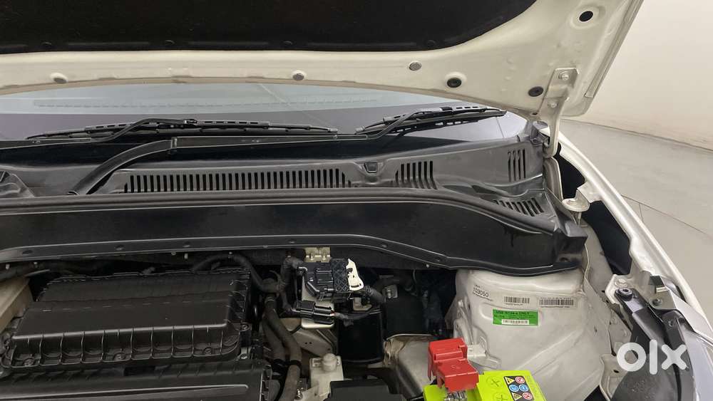 Tata Punch 1.2 Revotron Accomplished Dazzle Pack Amt, 2022, Petrol
