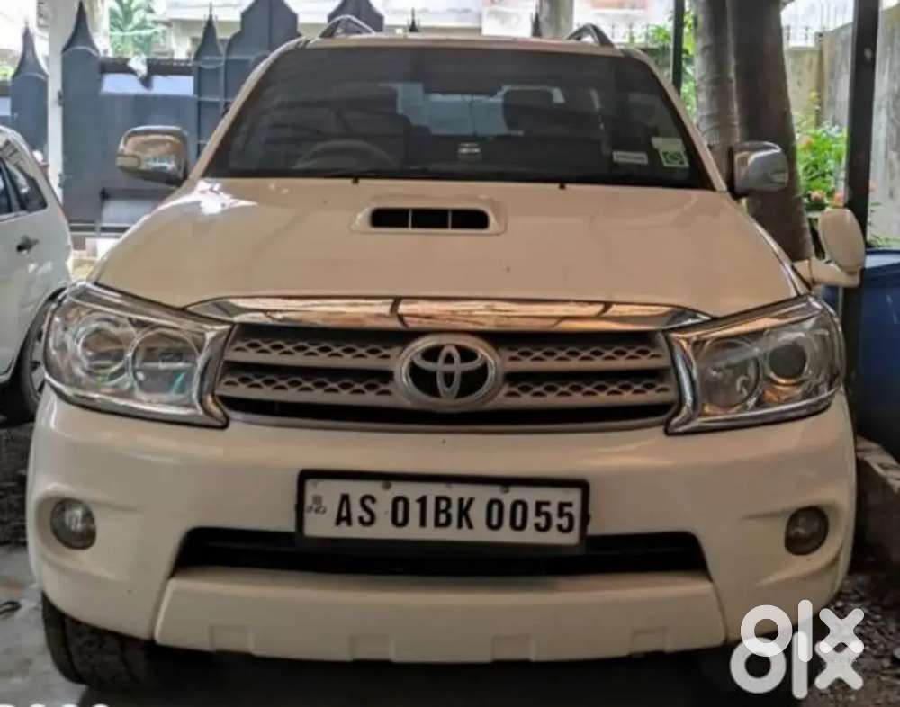 Toyota Fortuner 3.0 2010 With Vip Number( Registration)