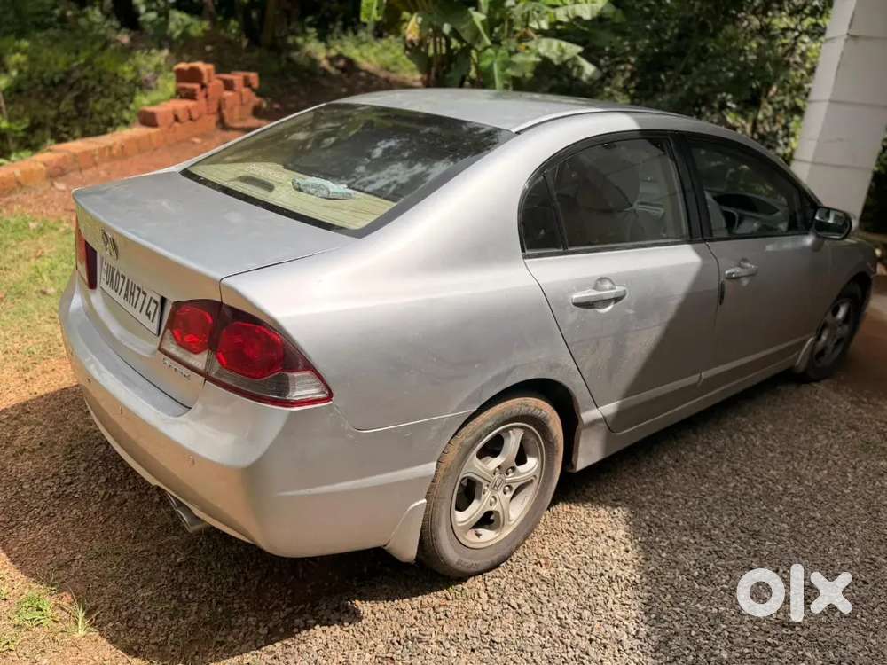Honda Civic Petrol 2011 80000 Km