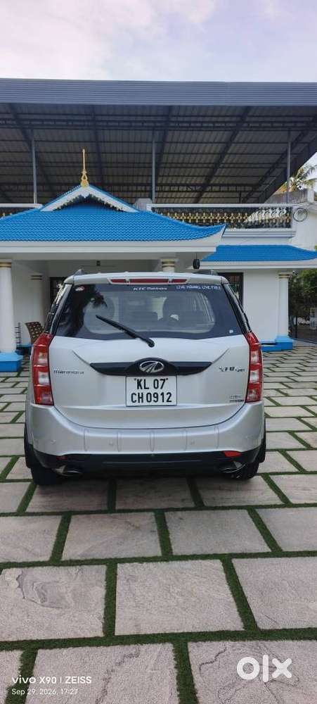 Mahindra Xuv500 At W6 2wd, 2016, Diesel