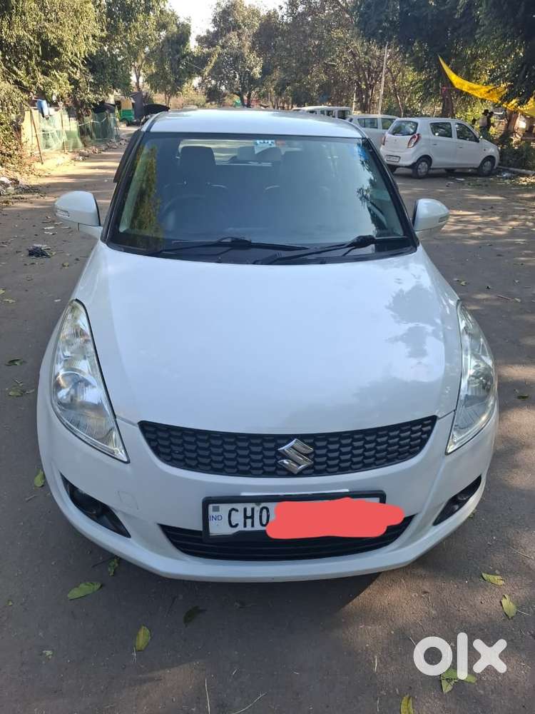 Maruti Suzuki Swift Vxi + Manual, 2014, Petrol