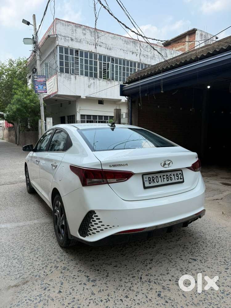 Hyundai Verna Sx(o) Turbo Dct