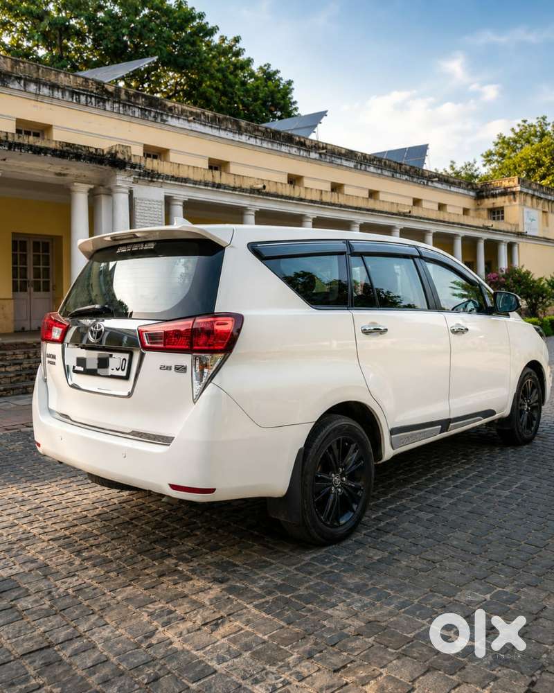 Toyota Innova Crysta 2.8 Zx At 7 Seater, 2018, Diesel