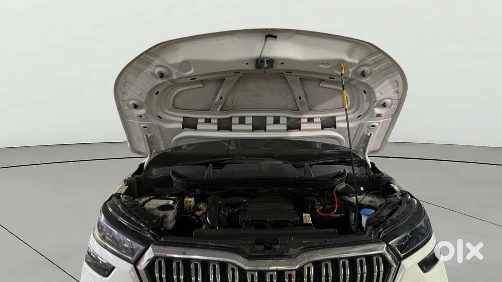 Skoda Kushaq 1.0 Tsi Active, 2023, Petrol
