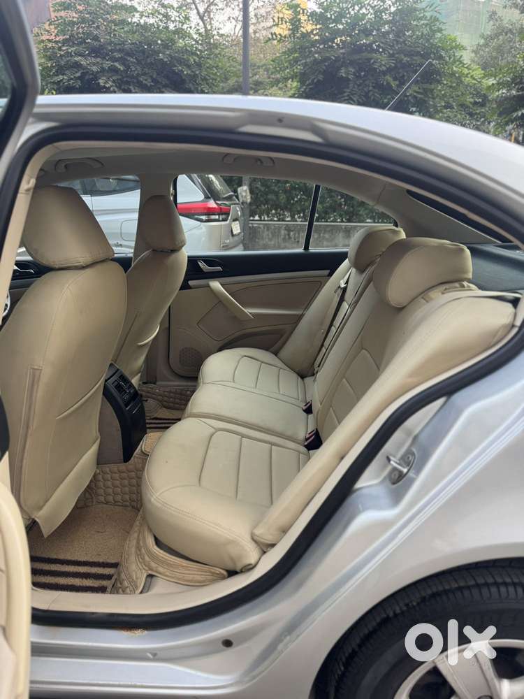 Skoda Laura 1.8 Tsi Ambiente, 2012, Petrol