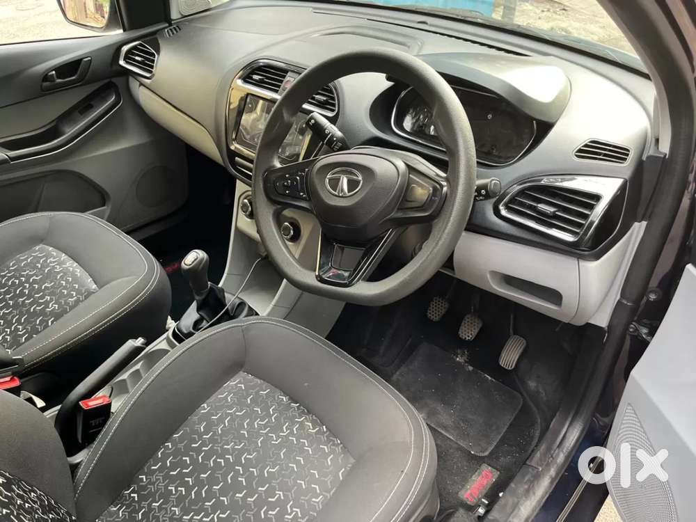 Tata Tiago 1.2 Revotron Xt (o), 2022, Petrol