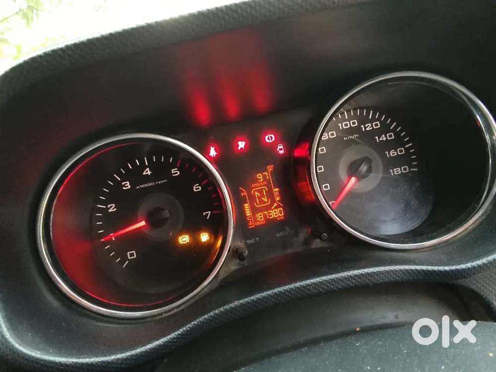 Mahindra Tuv 300 Diesel 2015