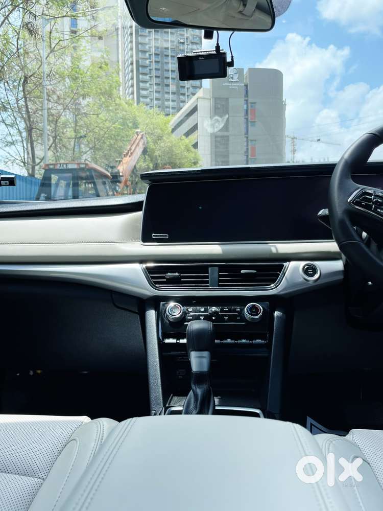 Mahindra Xuv700 2.0 Ax 7 Petrol At Luxury Pack Str, 2024, Diesel