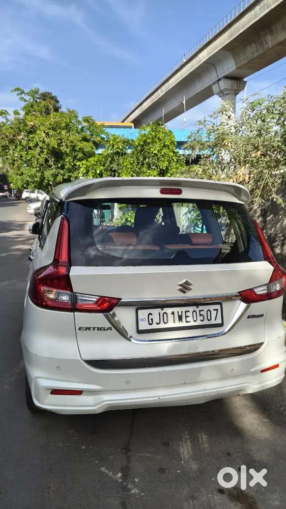 Maruti Suzuki Ertiga 2022 Cng & Hybrids 95422 Km Driven 825000rs