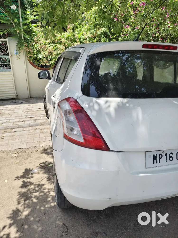 Maruti Suzuki Swift 2012 Diesel 180000 Km Driven