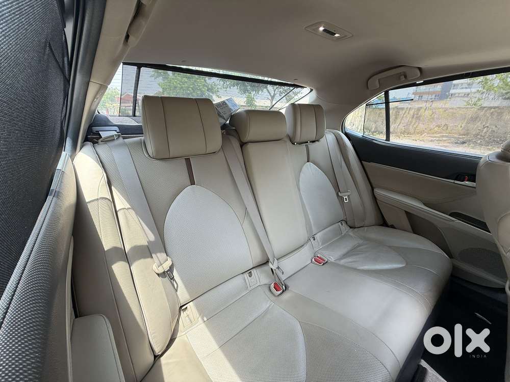 Toyota Camry 2.5 Hybrid, 2022, Petrol