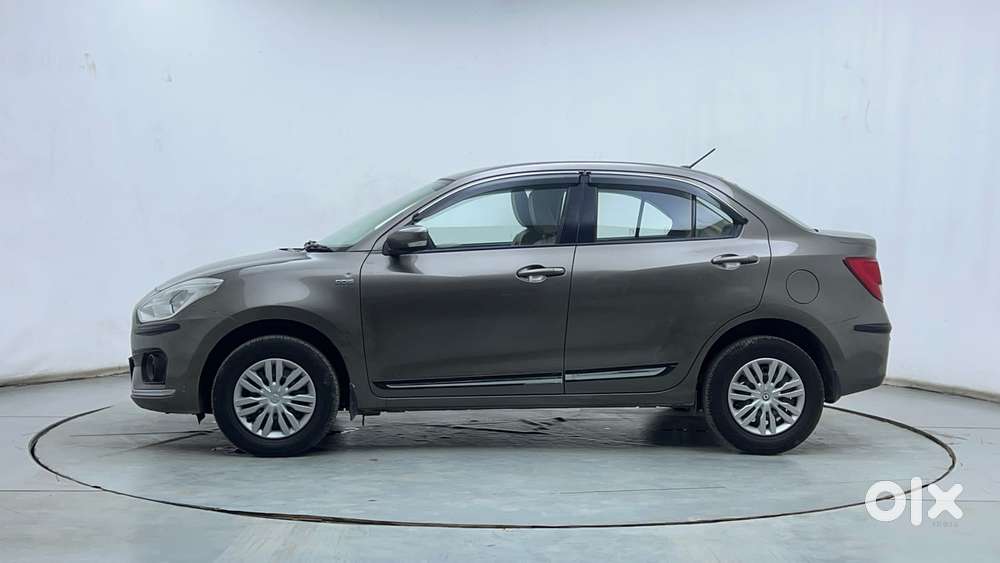 Maruti Suzuki Dzire Vdi Amt, 2017, Diesel