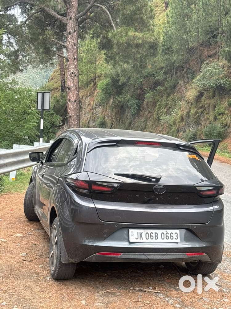 Tata Altroz Petrol 2021