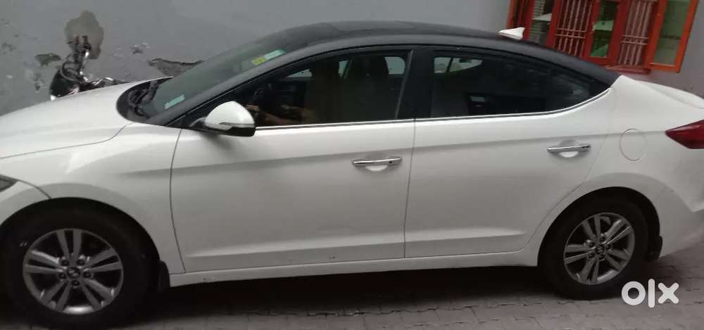 New Elantra Hyundai Automatic With Sunroof Top