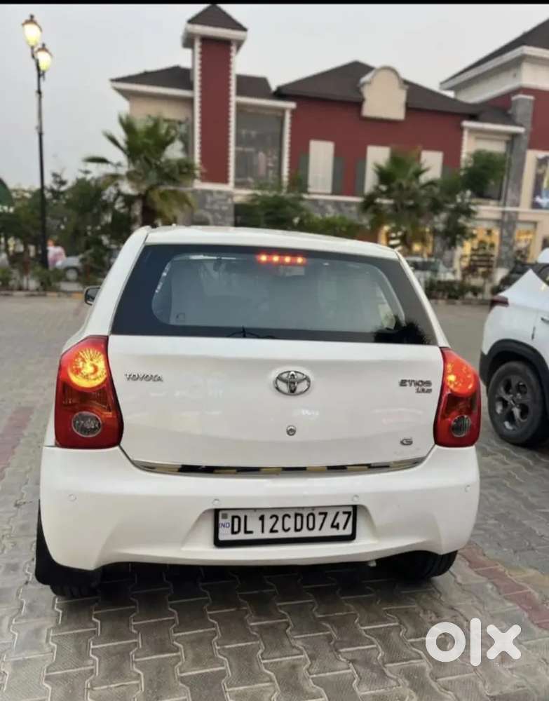 Toyota Etios Liva Petrol Manual 2012