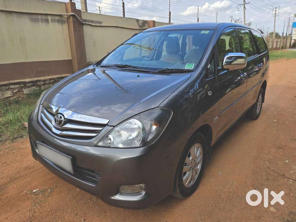 Toyota Innova 2010 V 2.5 Diesel Bsiv