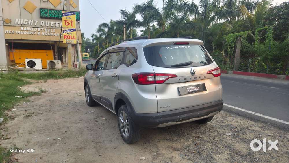 Renault Triber Rxz, 2023, Petrol