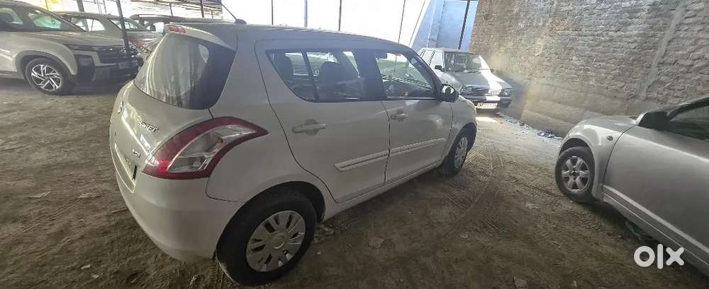 Swift Maruti 2012 Diesel 85000 Km