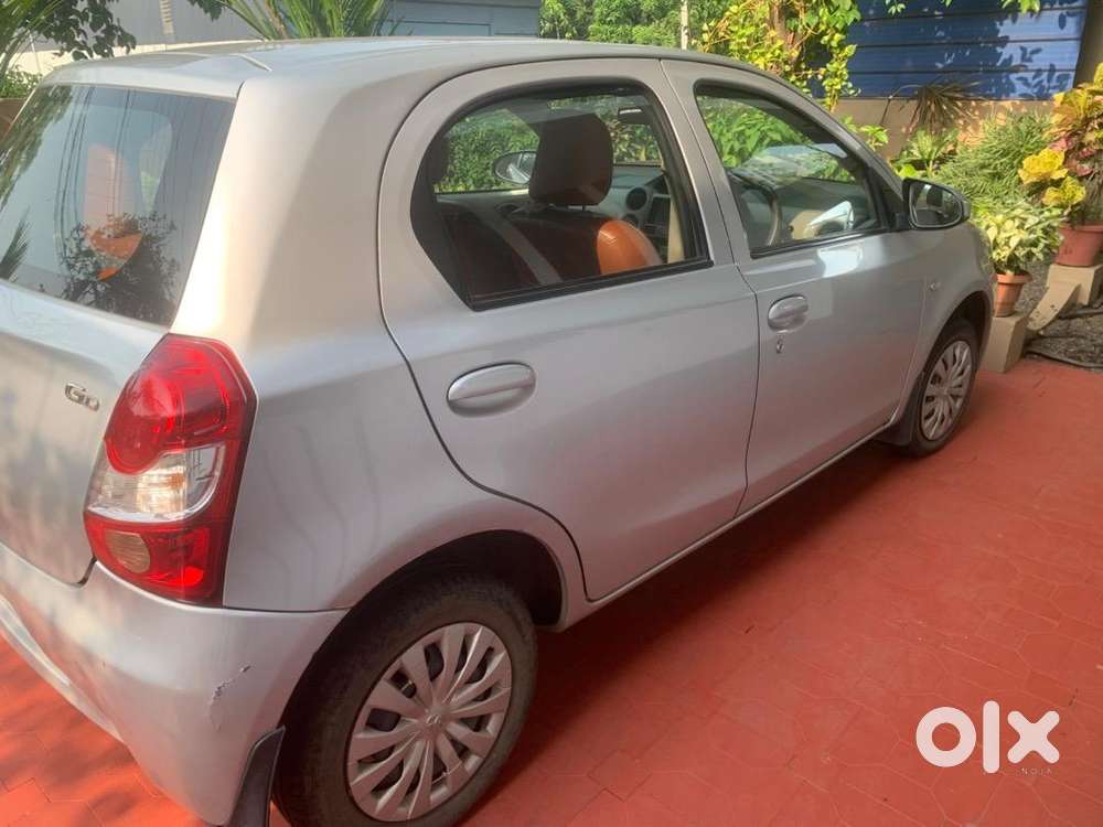 Toyota Etios Liva 2015