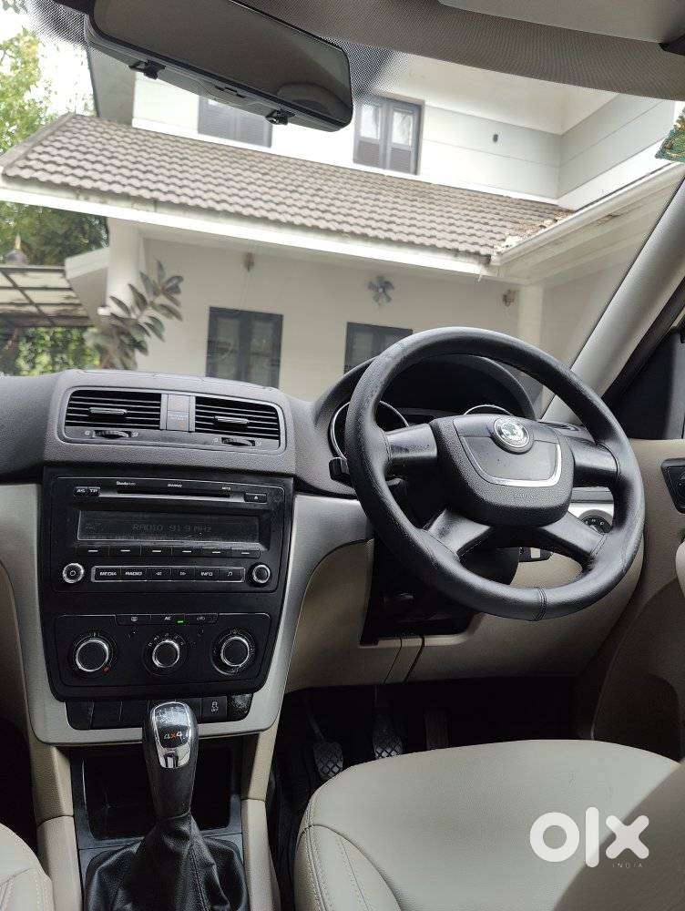 Skoda Yeti 2.0 Ambiente Tdi Cr 4x4, 2011