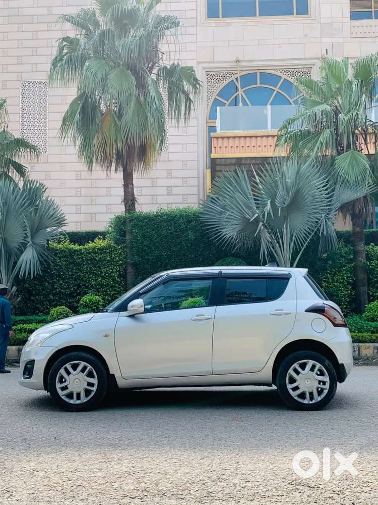 Maruti Suzuki Swift Lxi Optional-o, 2017, Petrol