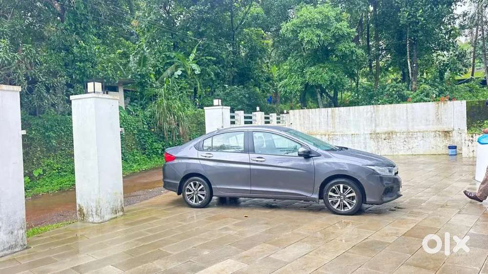 Honda City 1.5 V 2017