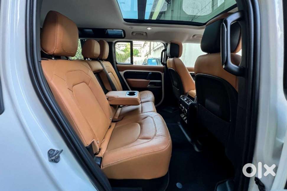 Land Rover Defender, 2023, Petrol