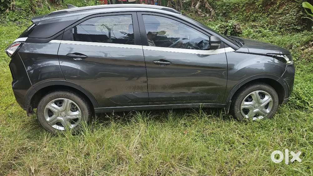 Tata Nexon 1.2 Petrol 2021