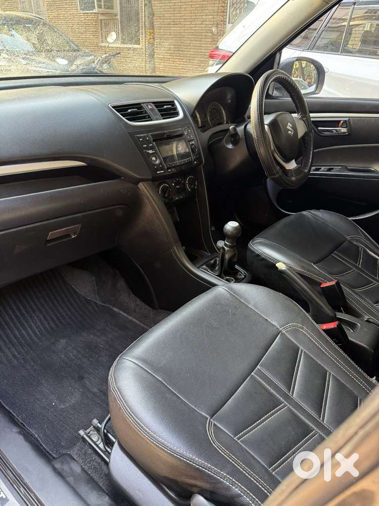 Maruti Suzuki Swift Vxi Abs Bsiv, 2015, Petrol