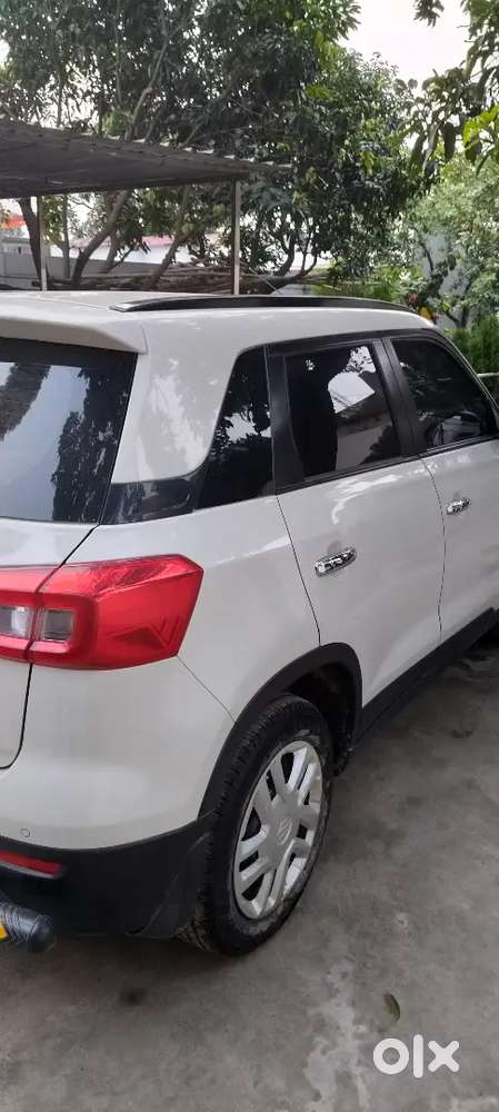 Maruti Suzuki Brezza Petrol Well Maintained